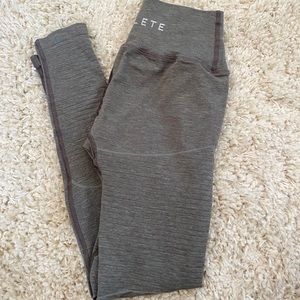 Alphalete Revival Leggings